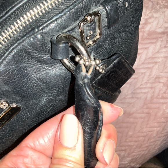 Coach - Picture 5 of 15